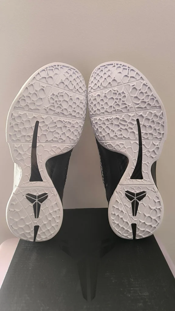 Nike Kobe VI protro Mambacita sweet 16 – photo 3